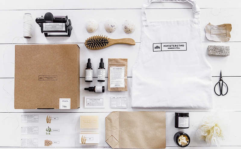 化妝品包裝設計成功的秘密是好的材料，好的工藝和好的產品包裝設計