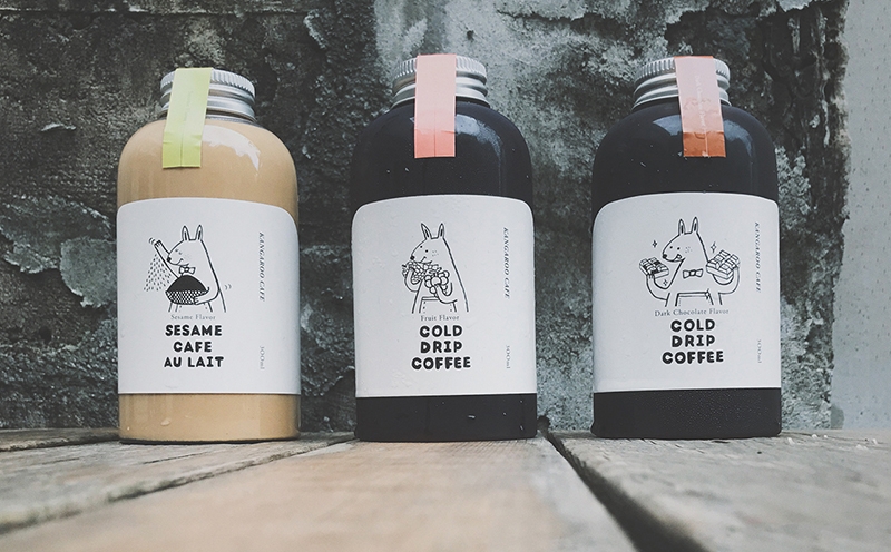 咖啡包裝設計，黑巧克力、水果風味、芝麻歐蕾三種不同的系列包裝瓶設計