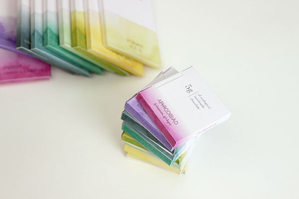 彩色之光， 生態(tài)手工巧克力食品包裝設(shè)計工程。