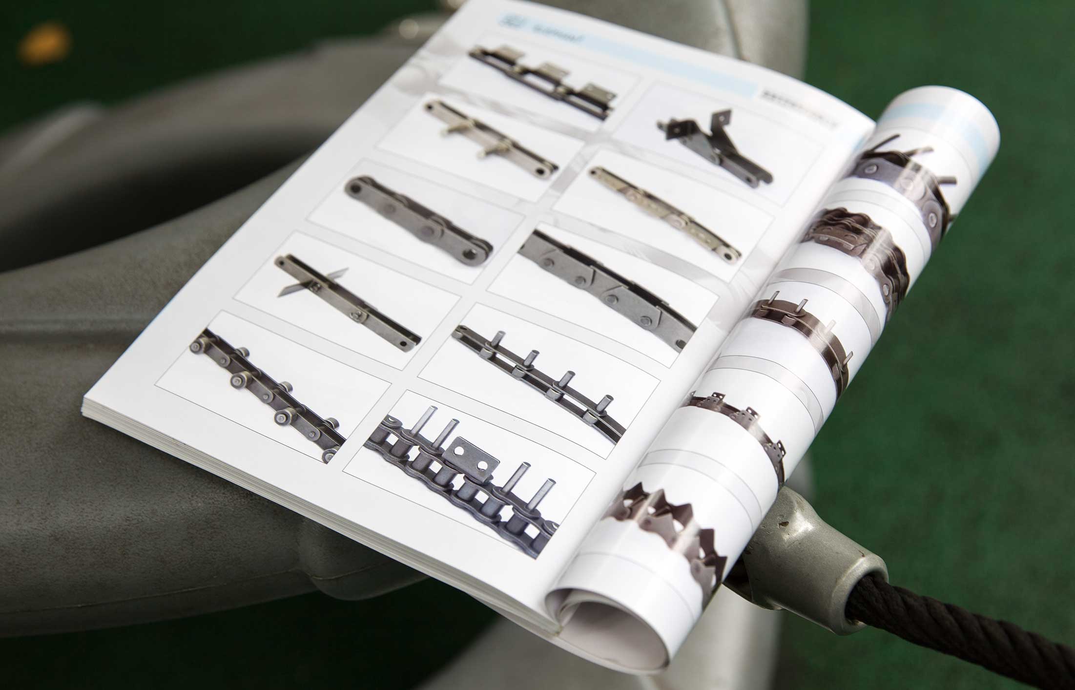 鏈傳動(dòng)宣傳冊設(shè)計(jì)